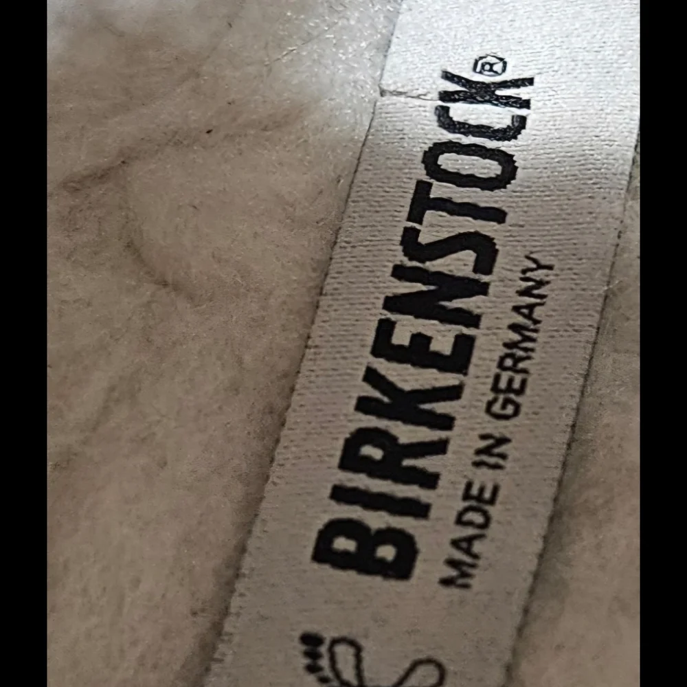 Birkenstock Women's Brown Shearling Slippers Sz 40 - Picture 14 of 16